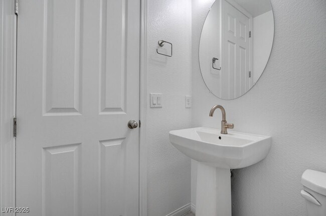 Building Photo - 111 Balsam Leaf Ct