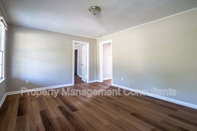 Building Photo - 2208 Old Gurley Pike