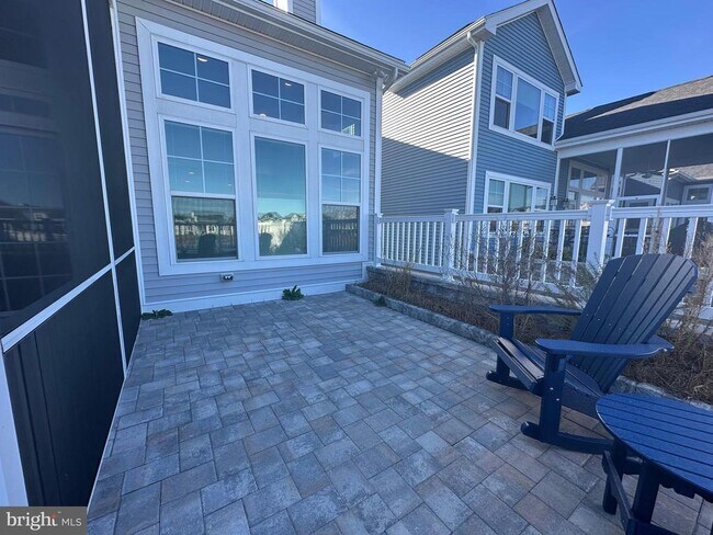 Building Photo - 30475 Madeira Ln