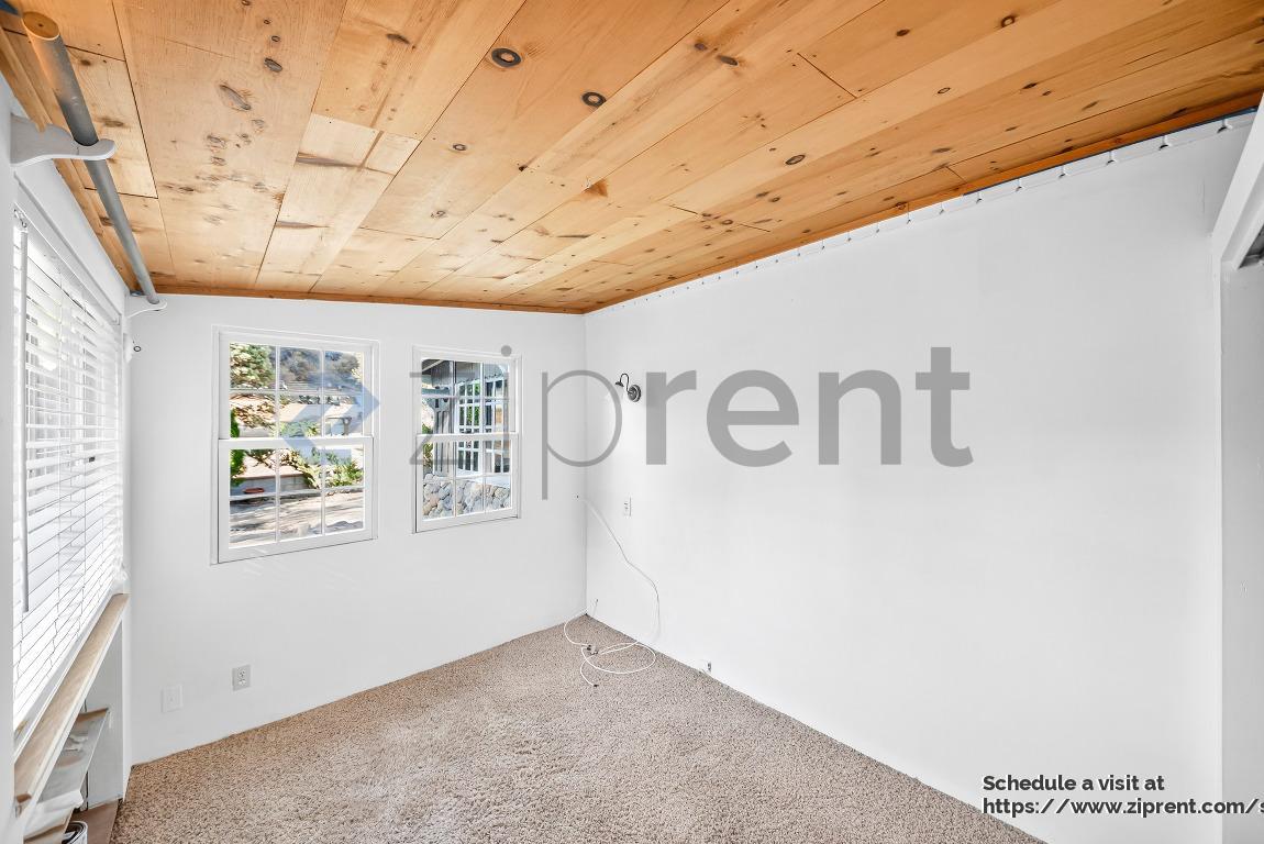 Building Photo - 15353 Iron Canyon Rd