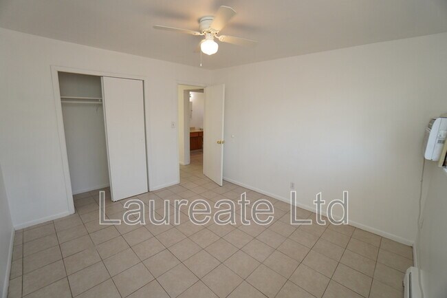 Building Photo - 643 Fraser St