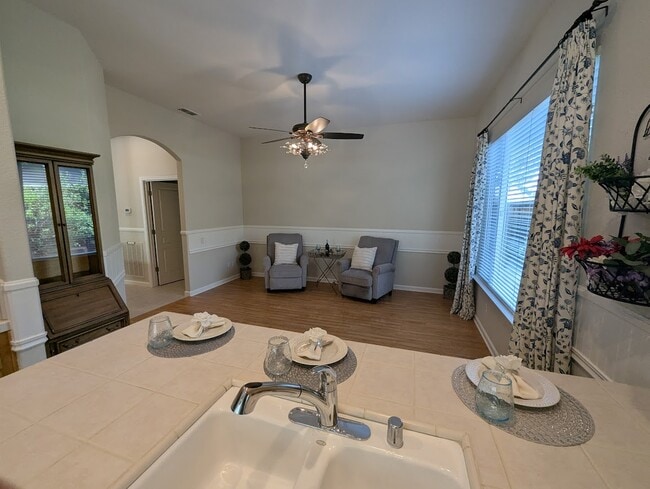 Building Photo - 4087 Coldwater Dr