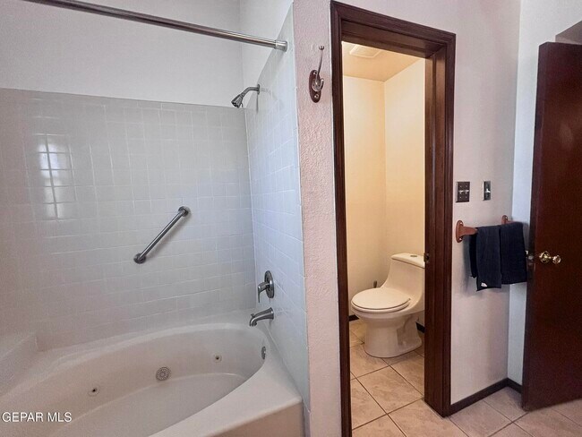 Building Photo - 11578 Chaplin Ct