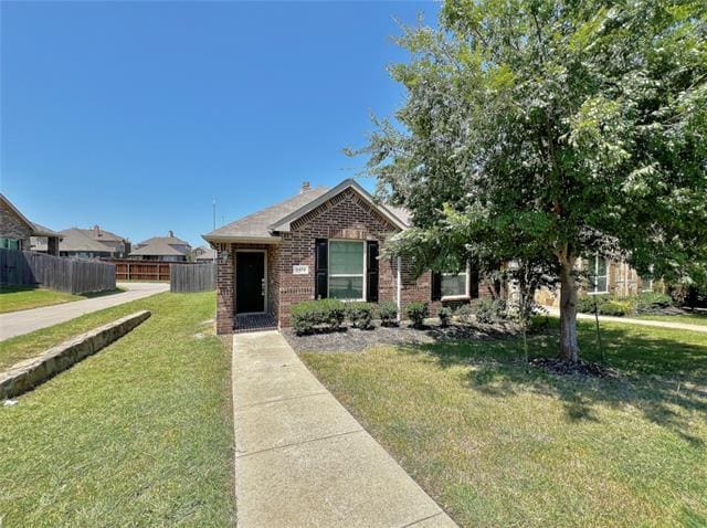 Primary Photo - 8472 Gentian Dr