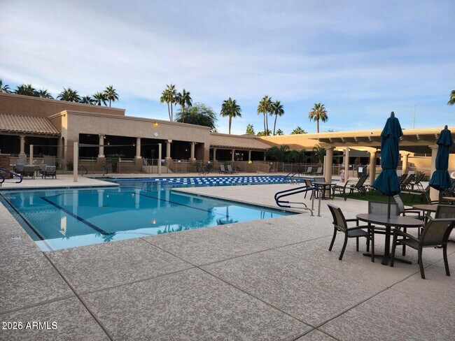 Building Photo - 8449 W Rockwood Dr