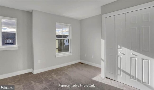 Building Photo - 403 Estate Dr