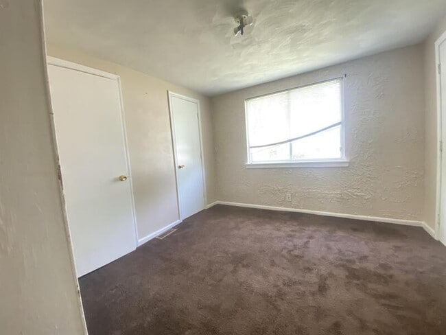 Building Photo - 3613 Braxton Ave