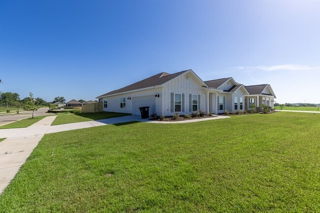 Building Photo - Stunning 5 Bedroom Home in Fairhope, AL! S...