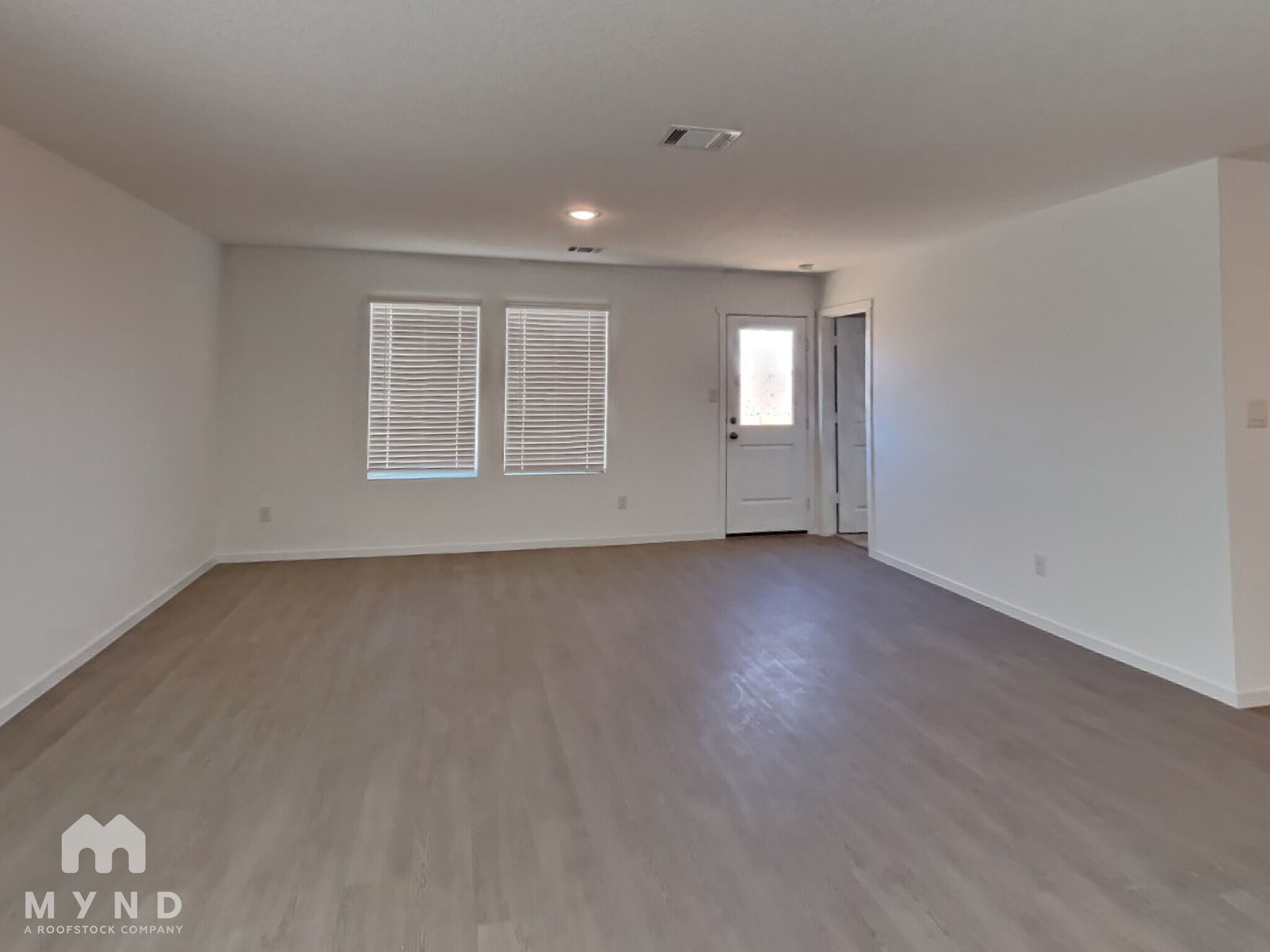 Building Photo - 340 Pacific Waters