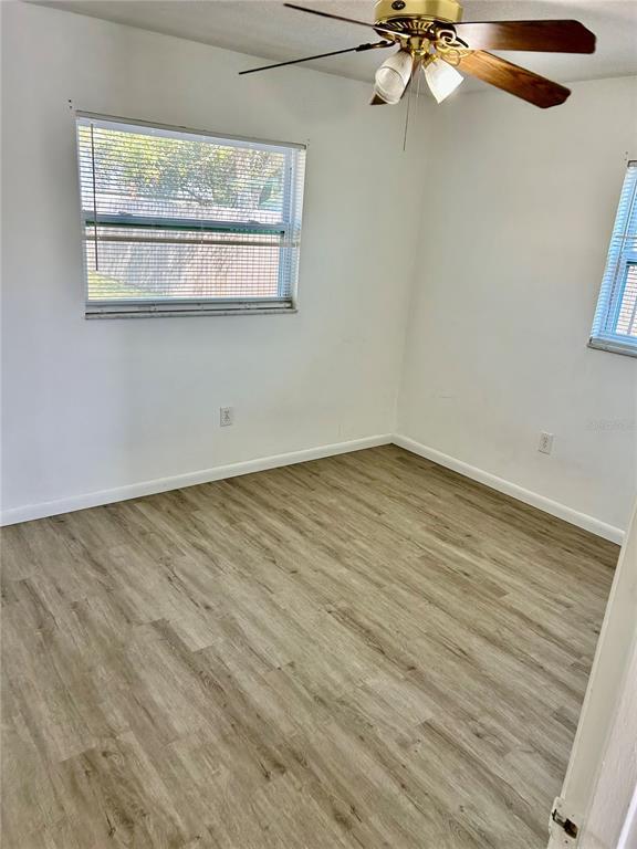 Building Photo - 2314 20th Ave W