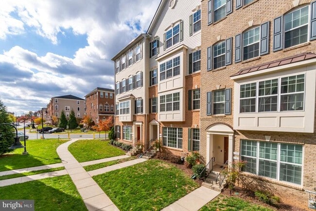 Building Photo - 6153 Aster Haven Cir