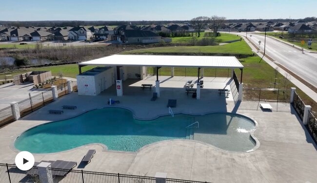 Building Photo - 1916 Thorndyke Ln