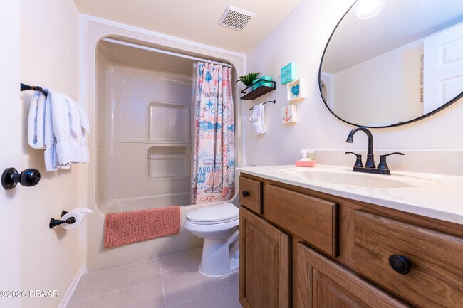 Building Photo - 3602 S Peninsula Dr