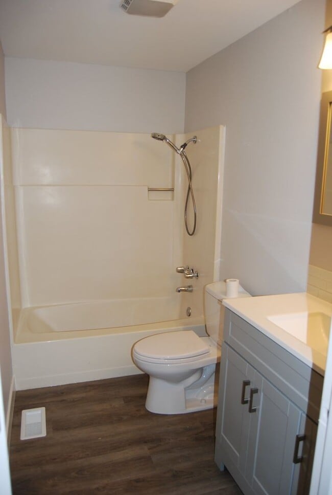 Building Photo - Coming Soon! 3 Bedroom Home Coming Soon McMinnville OR