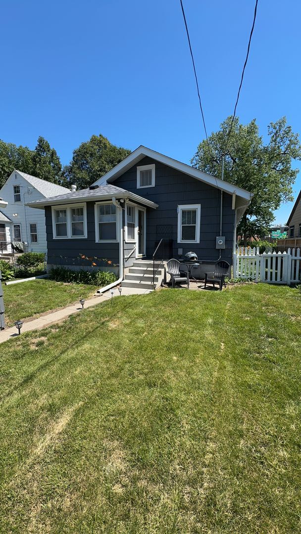 Building Photo - Gorgeous Single Family Home In Bryn Mawr - Available 8/15!