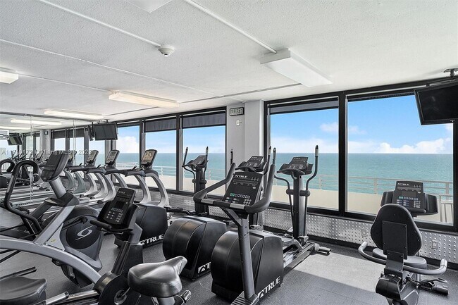 Building Photo - 5555 Collins Ave