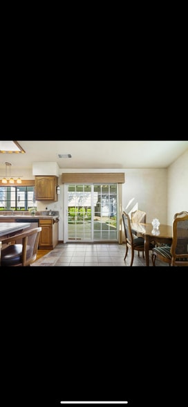 Building Photo - 3513 Somerset Ave