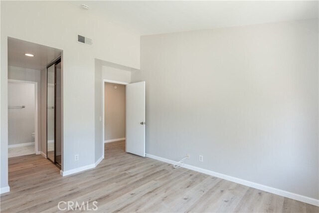 Building Photo - 385 Stanford Ct