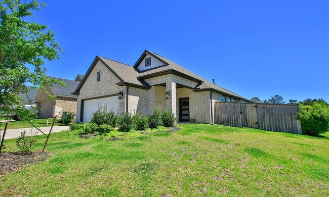 Building Photo - 320 Rise Ln