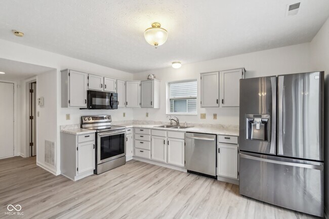 Building Photo - 5344 Arbor Creek Dr