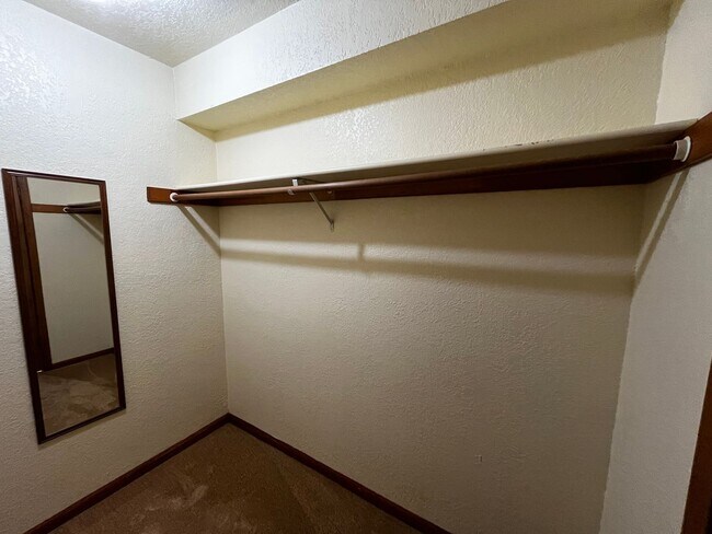 Building Photo - Charming Santa Cruz Townhouse: 3 Beds, 2.5...