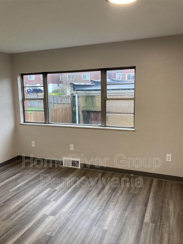 Building Photo - 1334 Hawthorne St