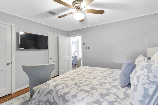 Master Bedroom - 1617 Tabor St