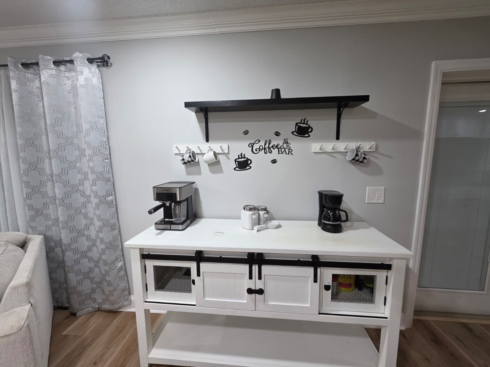 Building Photo - 2430 Canopy Dr