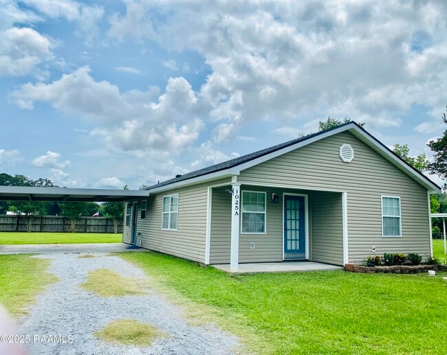 Building Photo - 1025 George Calais Dr
