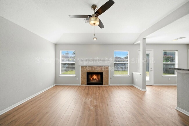 Building Photo - 14631 Hazy Ridge Ln
