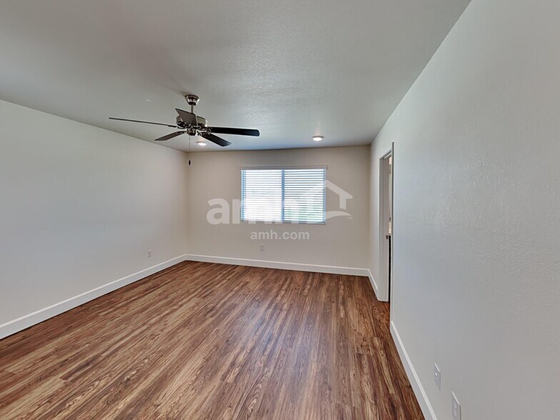 Building Photo - 6034 Theodore St