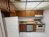 Building Photo - 3720 Inverrary Dr