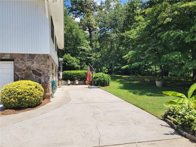 Building Photo - 3572 High Green Dr