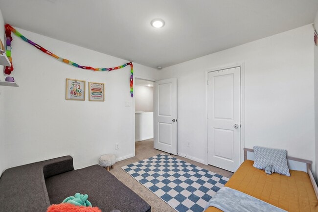 Building Photo - 16516 Jasmine Marie Pl