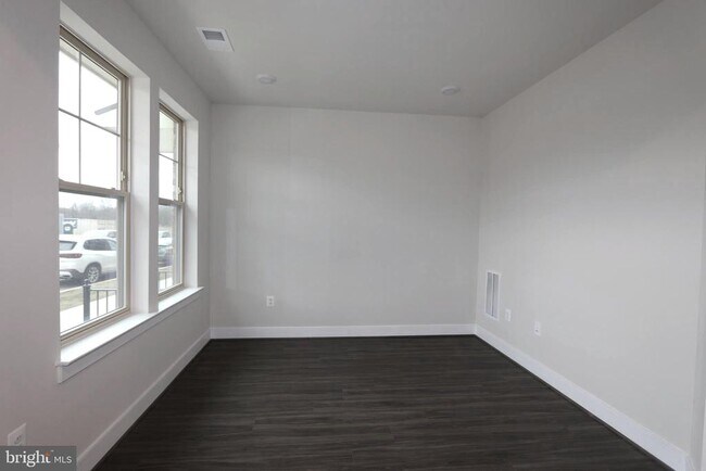 Building Photo - 9 Morrison Dr