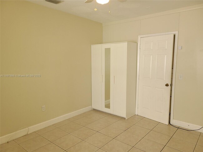 Building Photo - 6580 Grant St