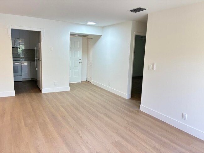 Building Photo - 3460 NW 47th Ave