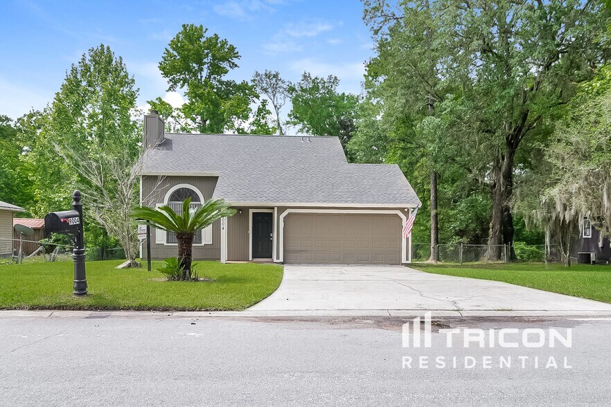 Building Photo - 9004 Derrickson Dr