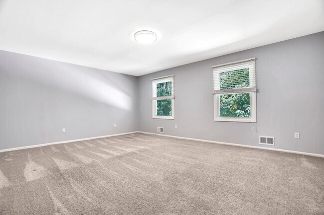 Building Photo - 2219 North Ave