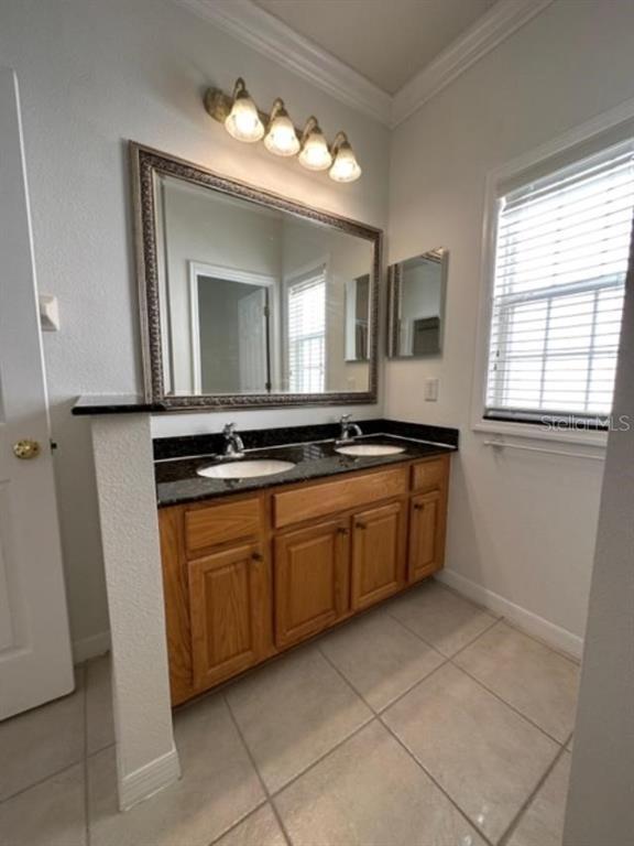 Building Photo - 1005 Wiregrass St