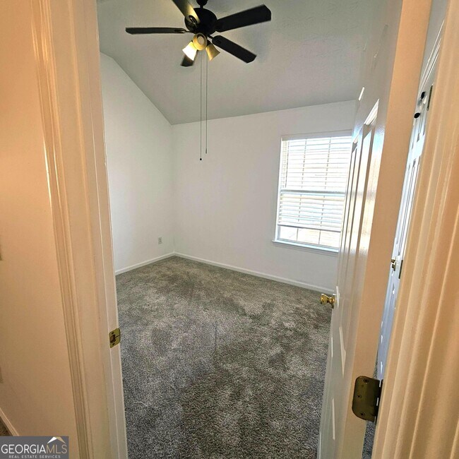 Building Photo - 1278 Labrador Ln