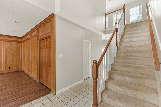 Building Photo - 15014 Lantern Creek Ln