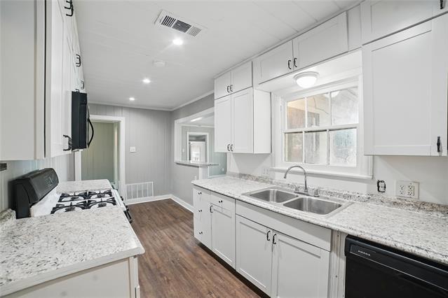 Building Photo - 208 Grace Ln