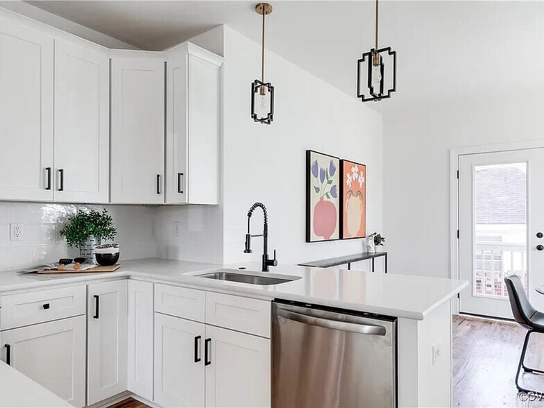 Building Photo - 3222 N St