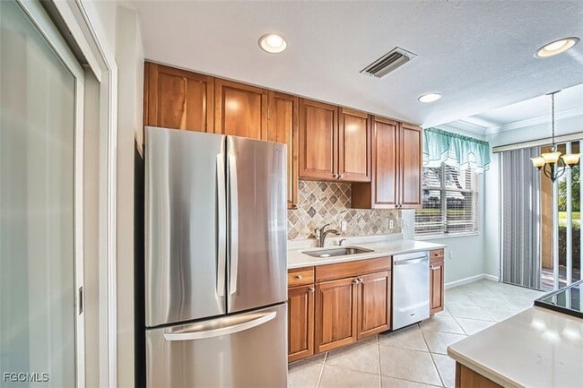 Building Photo - 3071 Meandering Way