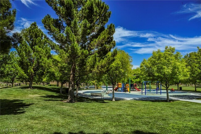 Building Photo - 764 La Tosca St