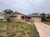 Building Photo - Beautiful 3 bedroom home