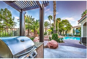 Building Photo - 5 Harcourt Dr