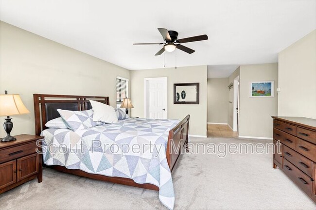Building Photo - 1028 Capra Way