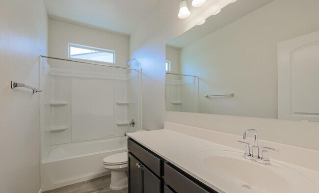 Building Photo - 30861 W Columbus Ave